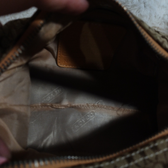 Purse - Picture 7 of 11